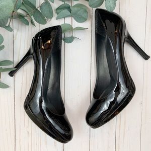 Stuart Weitzman Swoon Black Patent Leather Pumps